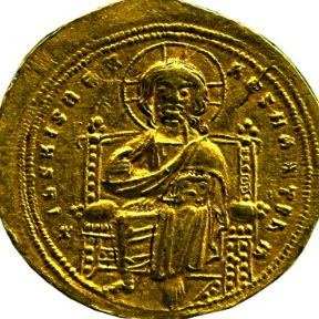 В Новгороде нашли золотую монету византийского императора