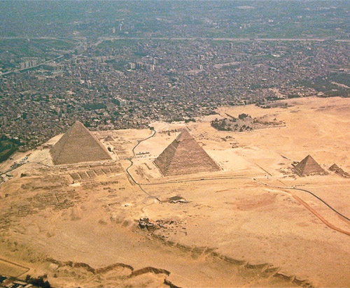 На стройке пирамид
