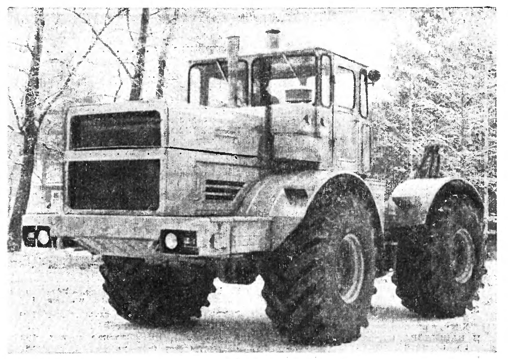 КОЛЕСНЫЙ ТРАКТОР-БОГАТЫРЬ